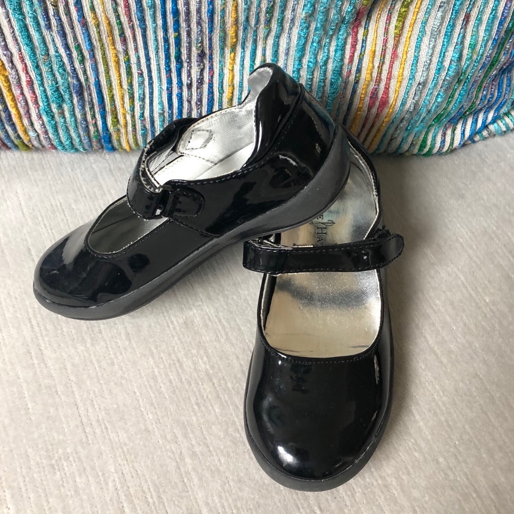 Cole Haan Girls Patent Leather Dress Shoes
